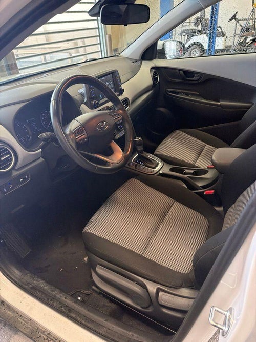 2021 Hyundai KONA SEL