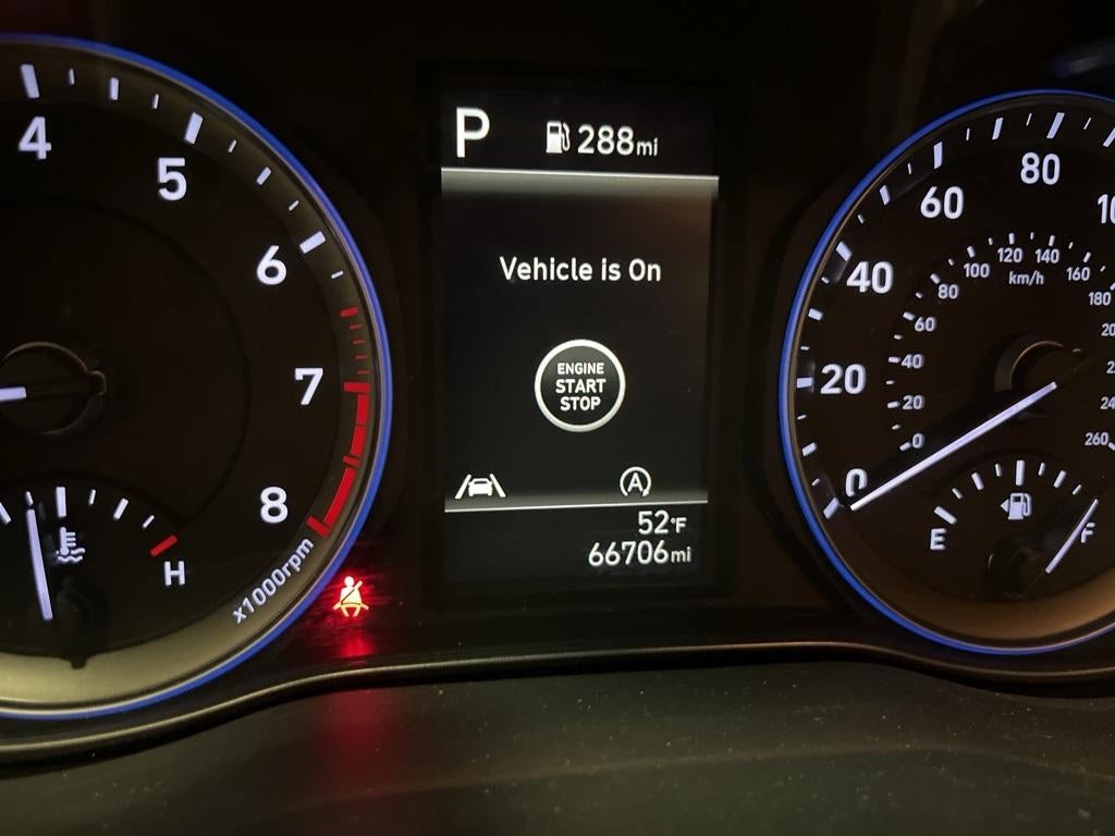 2022 Hyundai KONA SEL