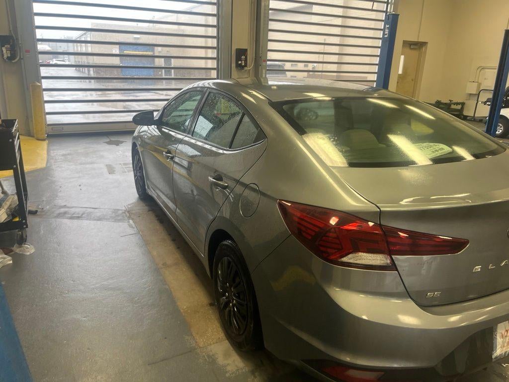 2019 Hyundai ELANTRA SE