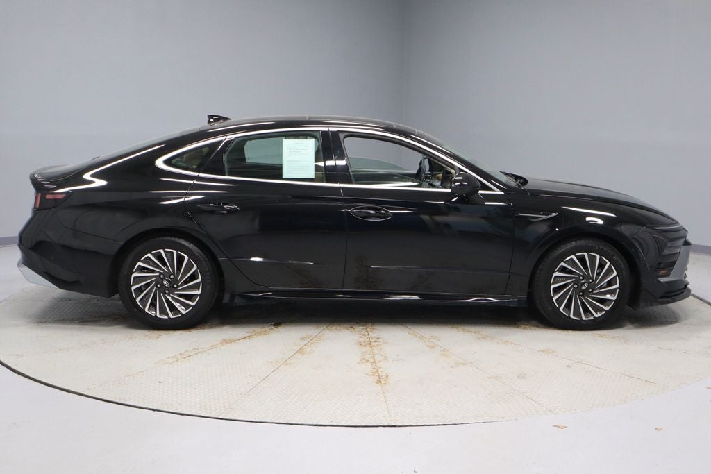 2025 Hyundai SONATA Hybrid Limited