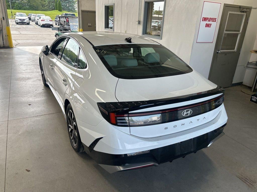 2025 Hyundai SONATA SEL