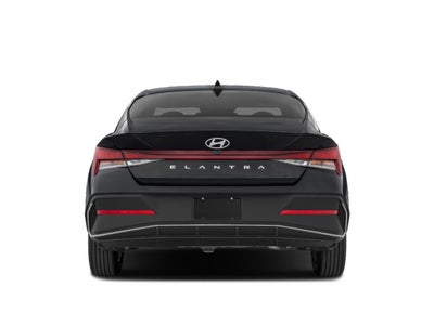 2024 Hyundai ELANTRA SE