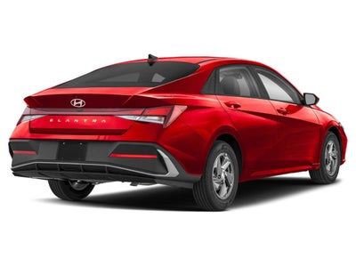 2024 Hyundai ELANTRA SE