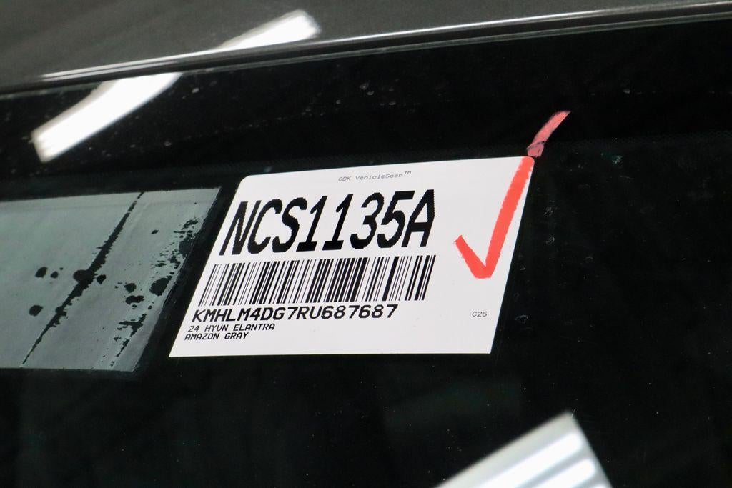 2024 Hyundai ELANTRA SEL