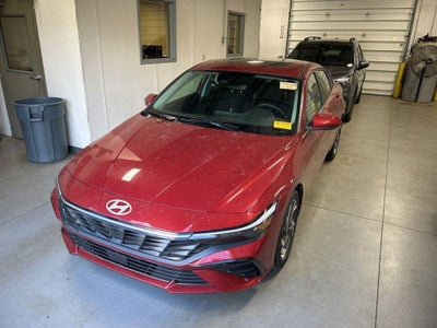 2025 Hyundai ELANTRA SEL Convenience