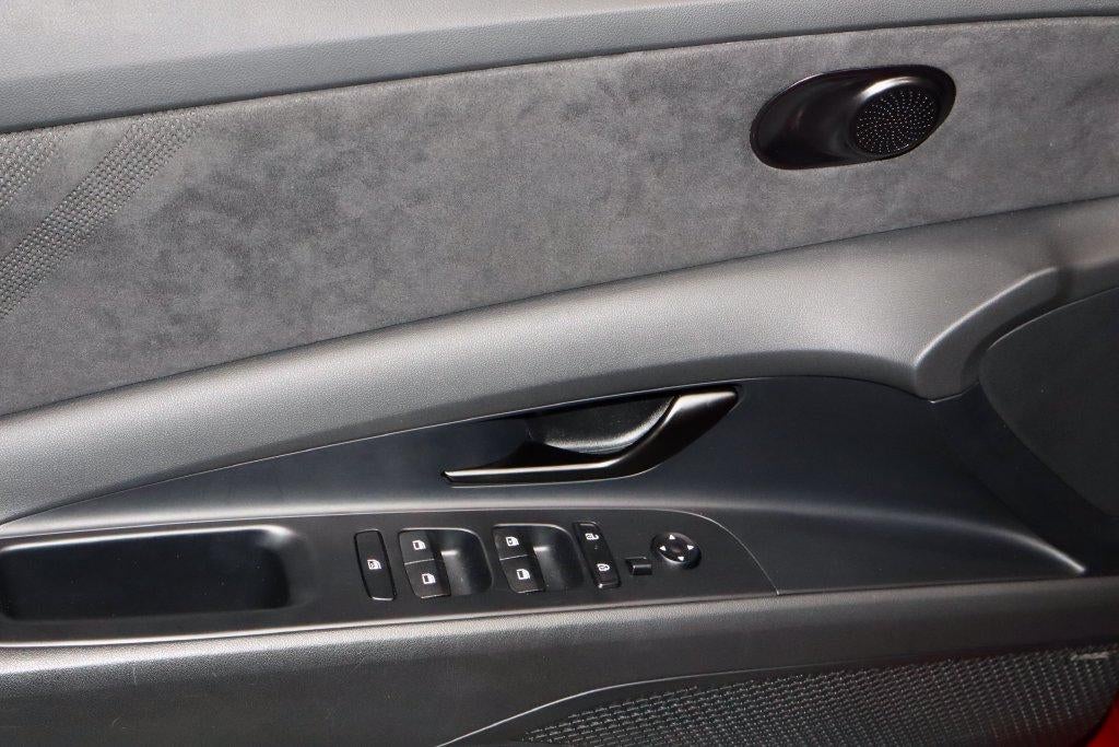 2025 Hyundai ELANTRA N Base
