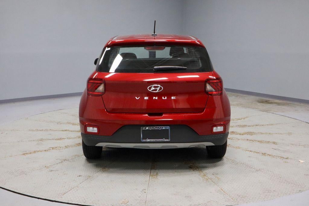 2025 Hyundai VENUE SE