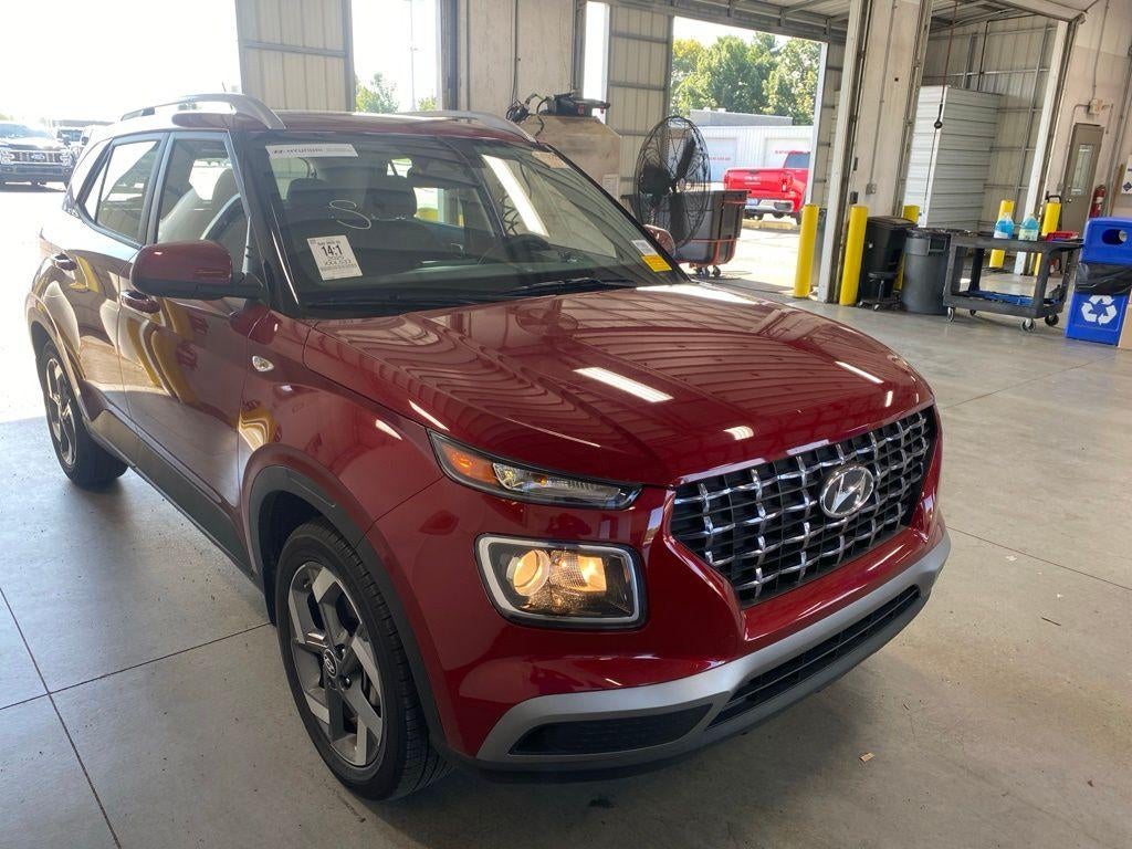 2025 Hyundai VENUE SEL