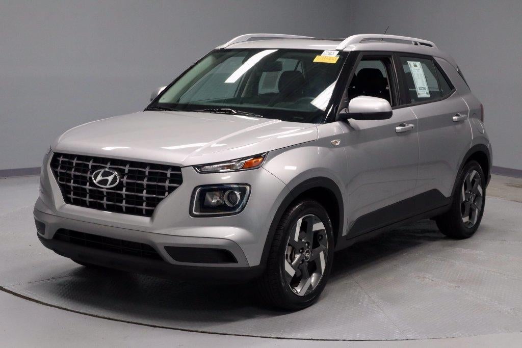 2024 Hyundai VENUE SEL