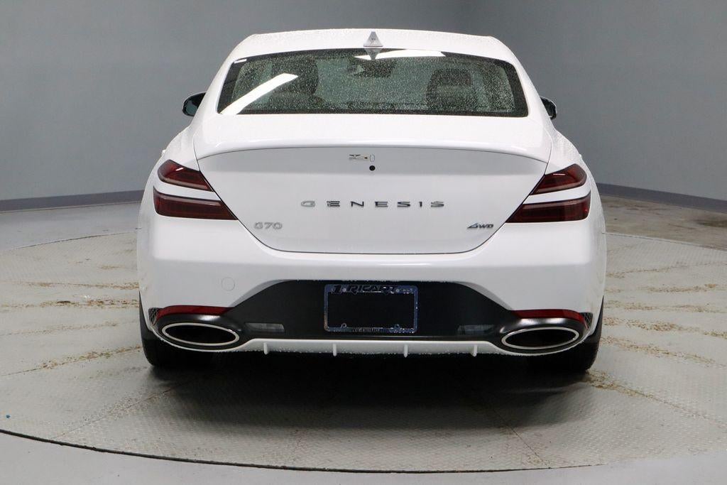 2024 Genesis G70 2.5T