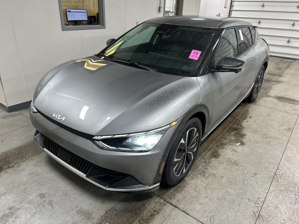 2022 Kia EV6 Wind