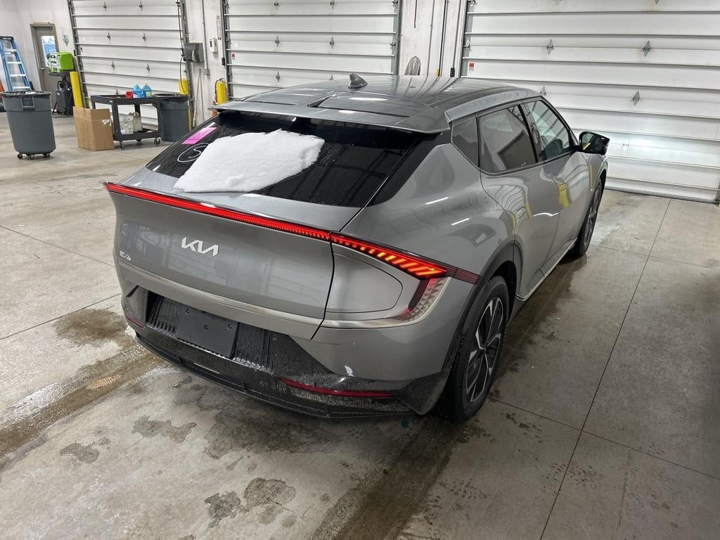 2022 Kia EV6 Wind