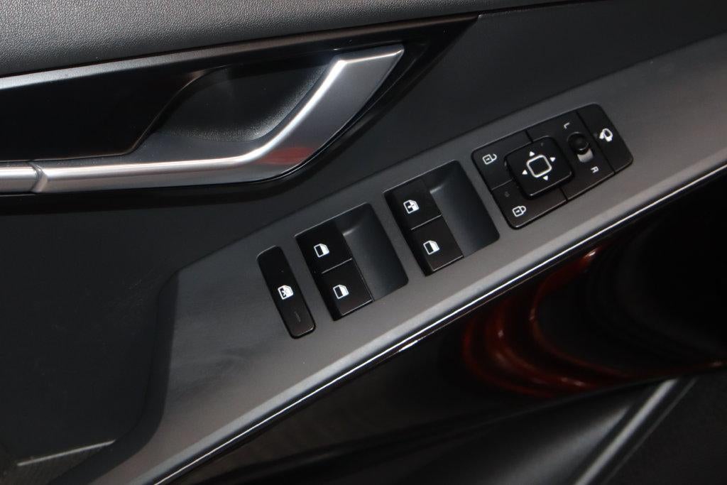 2023 Kia Niro EX Touring