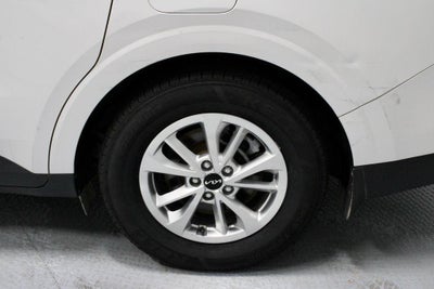 2023 Kia Carnival LX