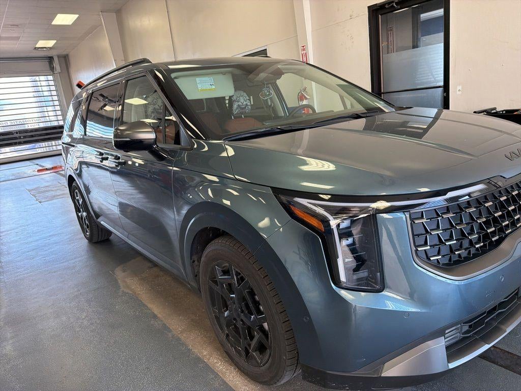2026 Kia Sedona SX's photo