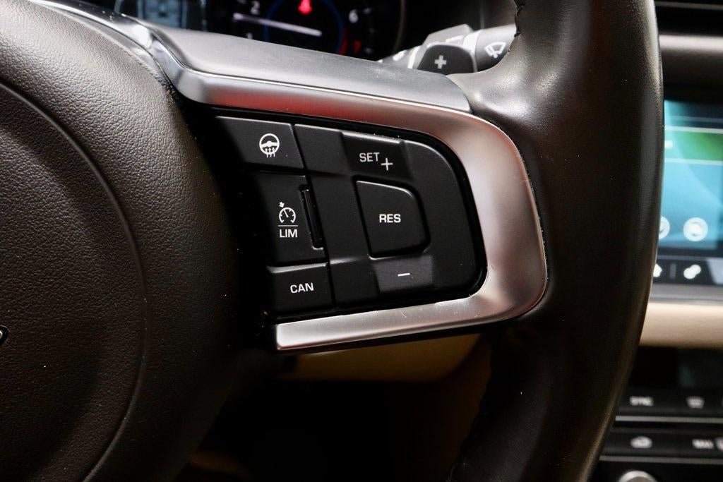 2020 Jaguar XF 30t Prestige