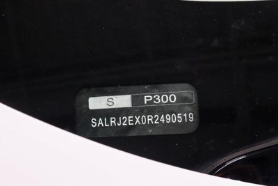 2024 Land Rover Discovery S