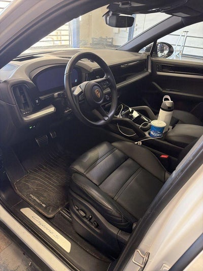 2024 Porsche Cayenne S