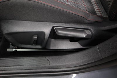 2024 Volkswagen Golf GTI SE