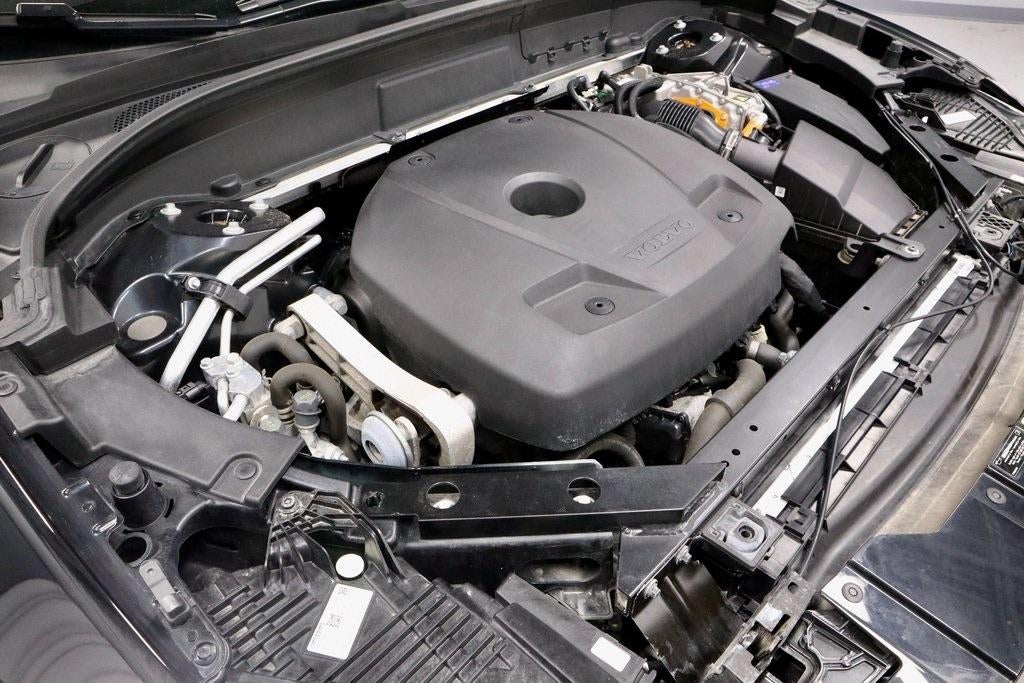 2024 Volvo XC60 Recharge Plug-In Hybrid T8 Plus Dark Theme